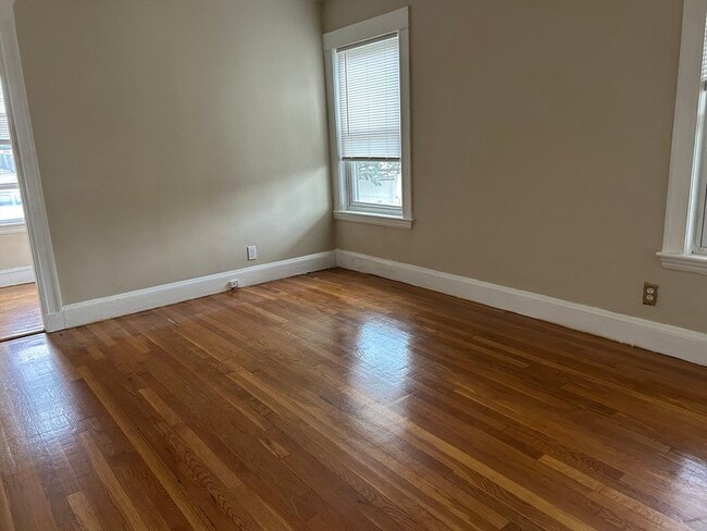 Photo - 31 Harvard St Unit 1-1