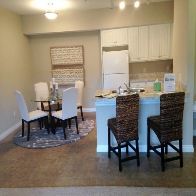 Lakeside at Fallen Timbers Apartments Townhomes for Rent Maumee, OH