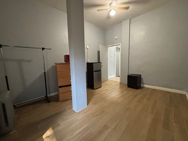 Photo - 62 Dehart Pl