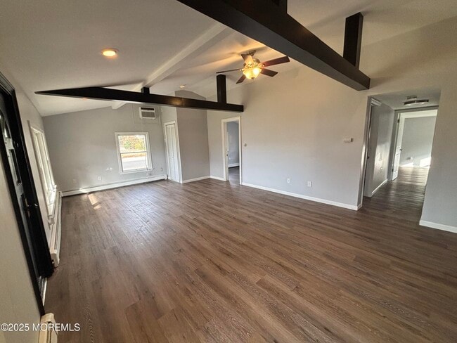 Photo - 1005 Beach Blvd