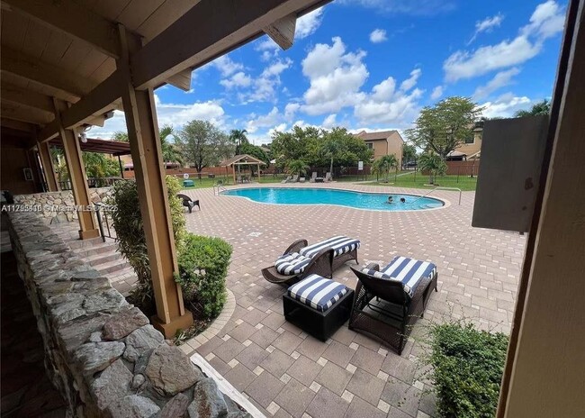Photo - 3749 SW 99th Ave Townhome