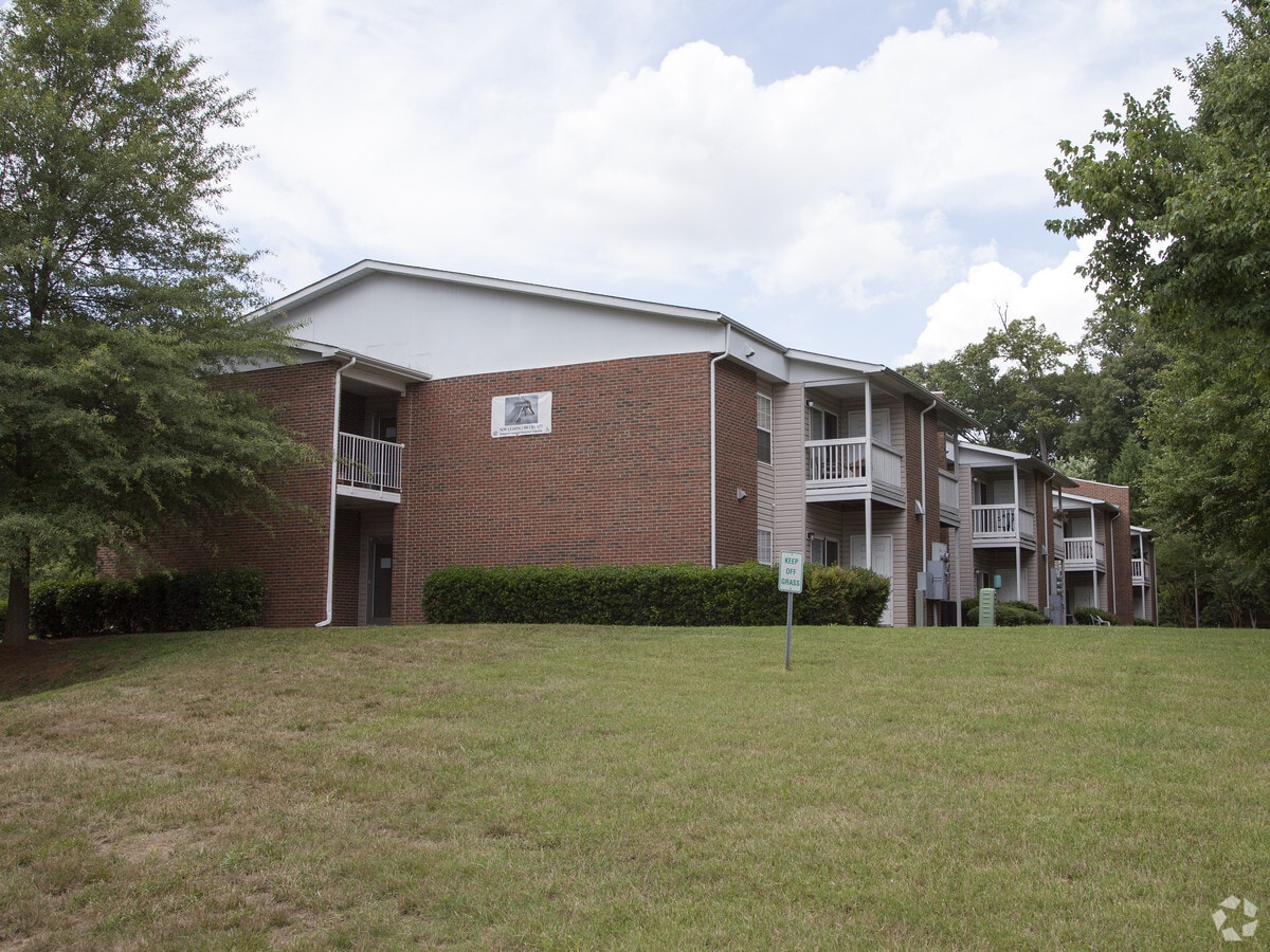 Photo - Andrews Heights Apartments