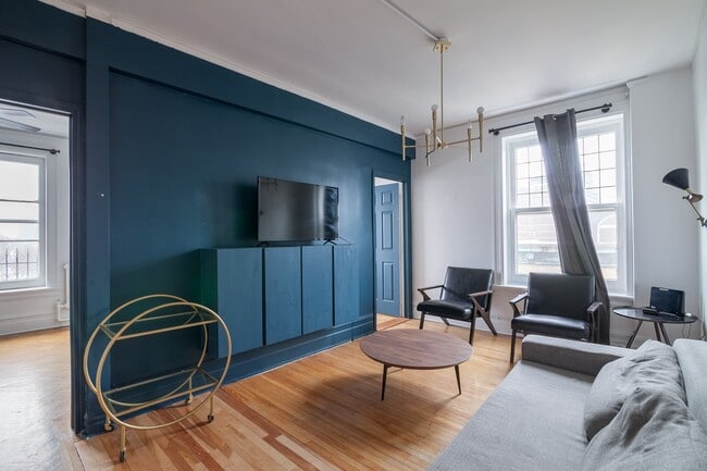 Building Photo - 1245 Rue St Marc Unit 25