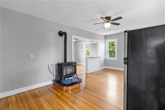 Photo - 291 Maple Ave Unit 2