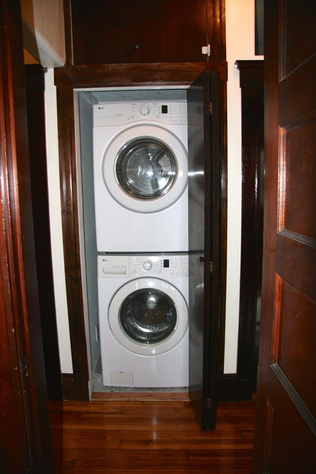 Photo - 54 Hobson St Unit 1