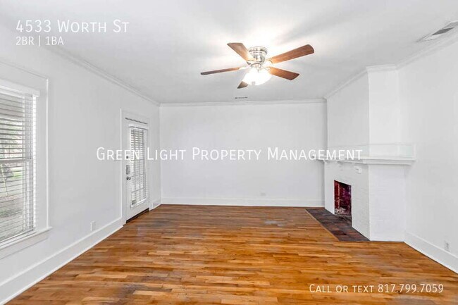 Photo - 4533 Worth St
