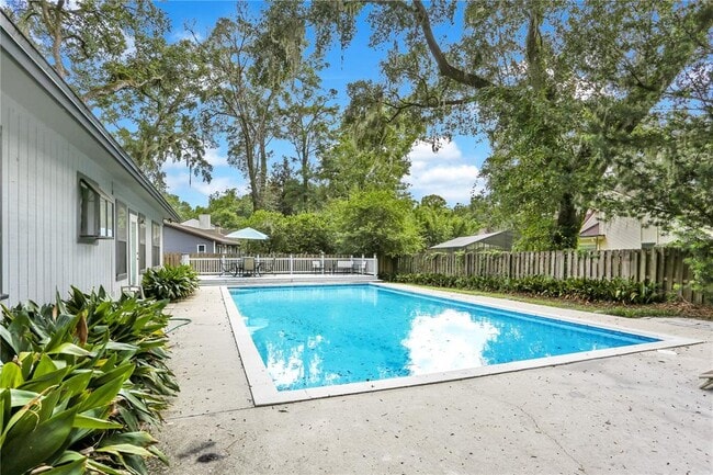 Photo - 1826 SW 80th Dr