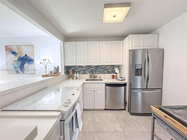 Photo - 3301 N Country Club Dr Unit 104