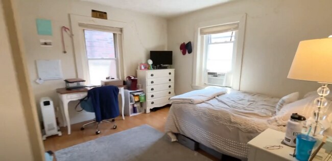 2 Shepherd Ave Unit 2