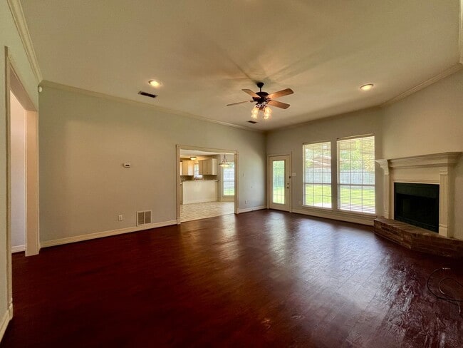 Photo - 16780 Terrebone Dr.