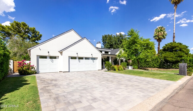 Photo - 2912 E Pierson St