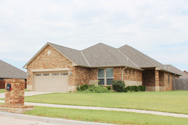 Great Home located in Dove Creek!! - Great Home located in Dove Creek!!