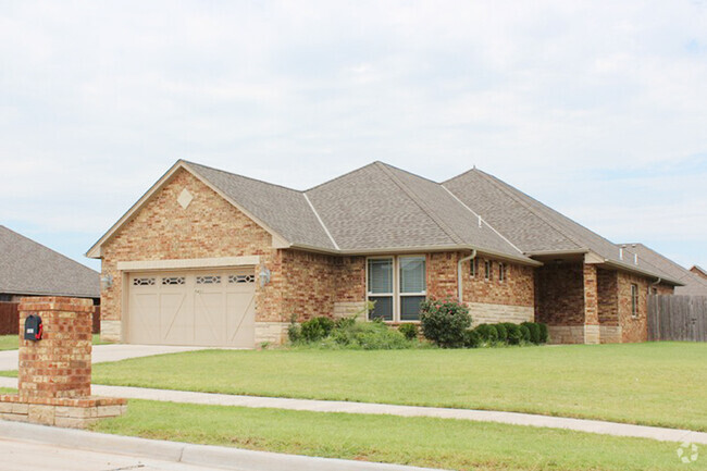 Building Photo - Great Home located in Dove Creek!!