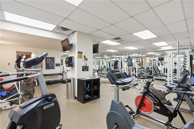 Photo - 320 Fort Duquesne Blvd Unit Gateway Towers 23O