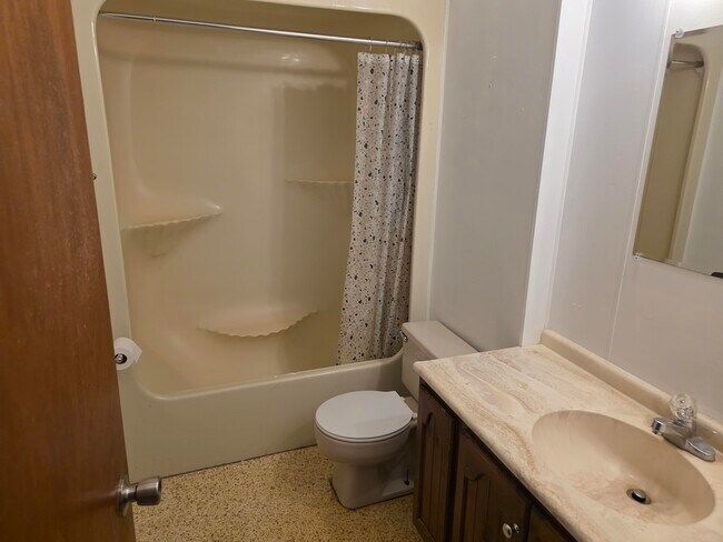 Photo - 405-A Church-