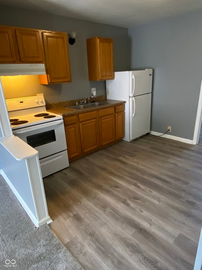 Photo - 318 N Clark St Unit 3