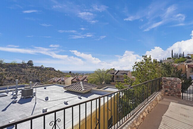 Photo - 408 Irondale Dr Unidad B