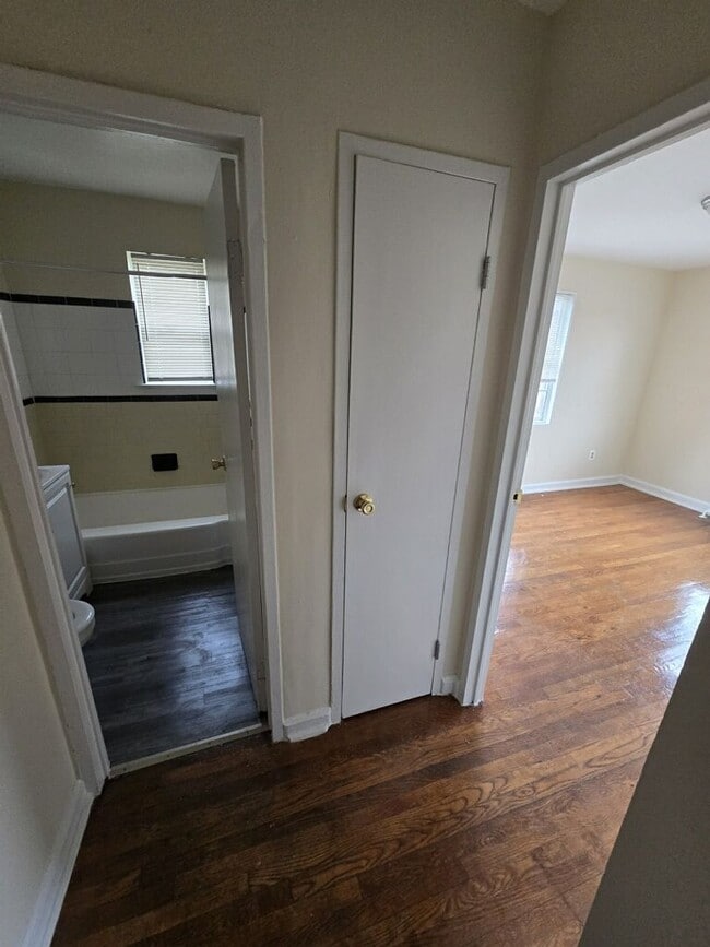 Photo - 136 Kenilworth Avenue Northeast Unit 2C