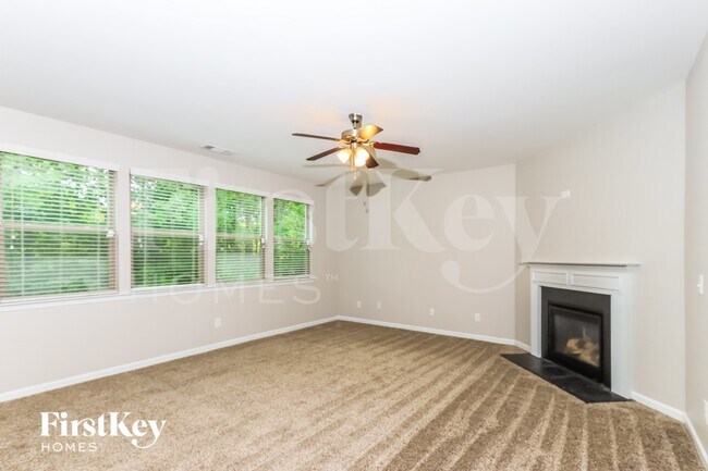 Photo - 356 Madison Grace Ave