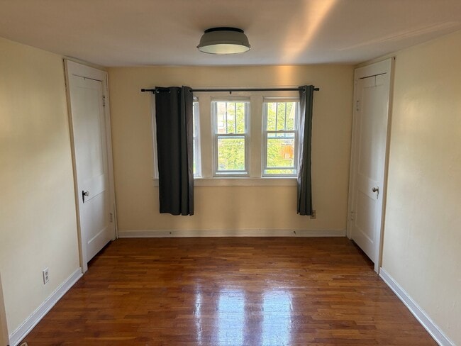Photo - 1027 Benjamin Ave SE Unit 2