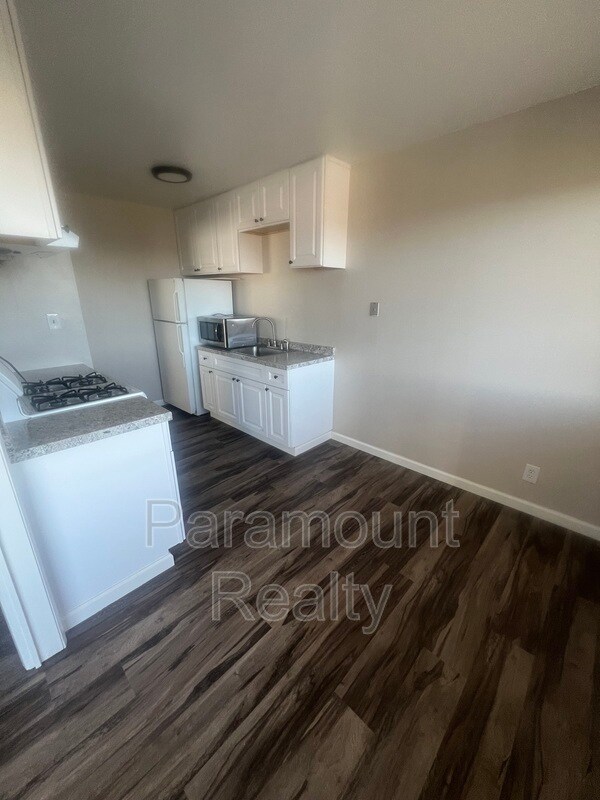 Photo - 25648 Springs Dr Unit D