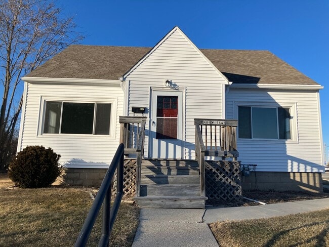 Building Photo - Coming SOON! Single Two Story Family 3 Bedroom Home