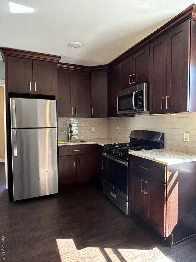 Photo - 41 Chapman Pl