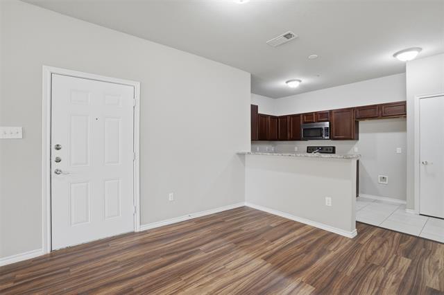 Photo - 514 E Hazelwood St Unit B