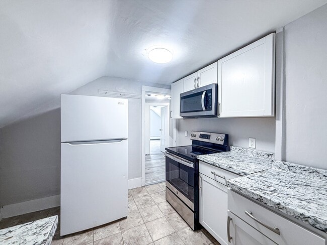 Photo - 18 Ellsworth St Unit 4