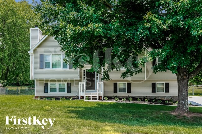 Building Photo - 2097 Blackberry Cir