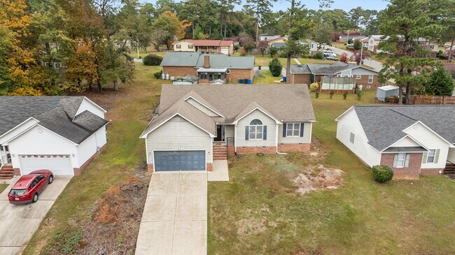 Building Photo - 1821 Swann St