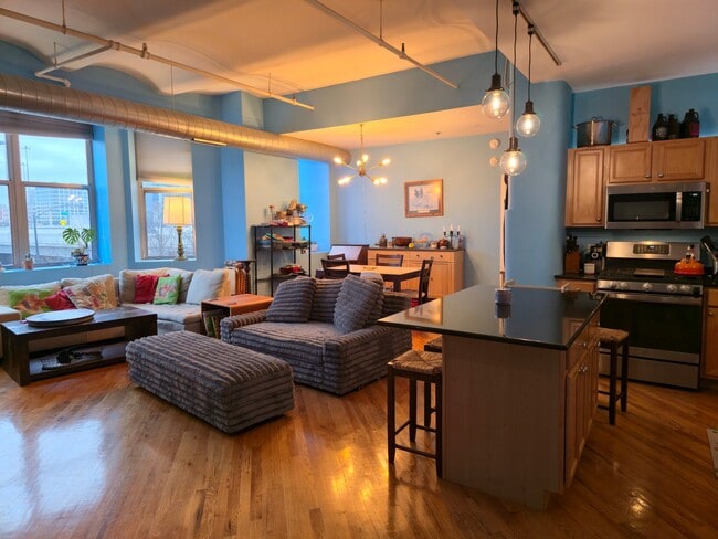 Photo - 500 S Clinton St Unidad APT 232