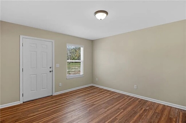 Photo - 389 Cherokee Ave