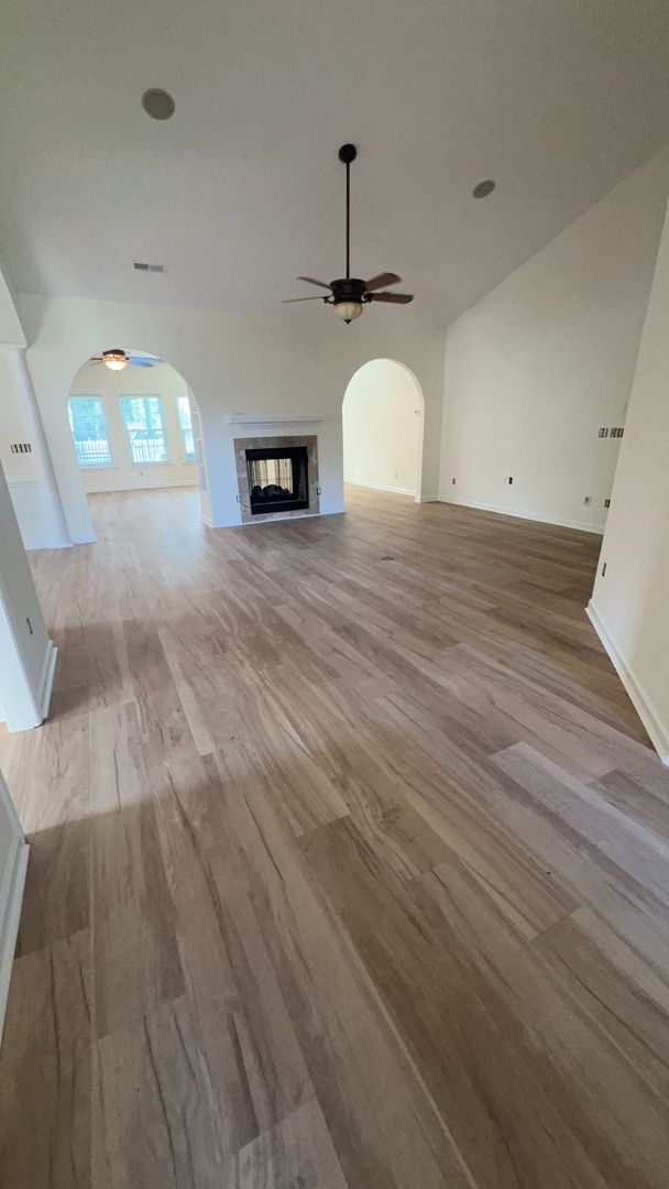 Photo - 1760 Parsons Way