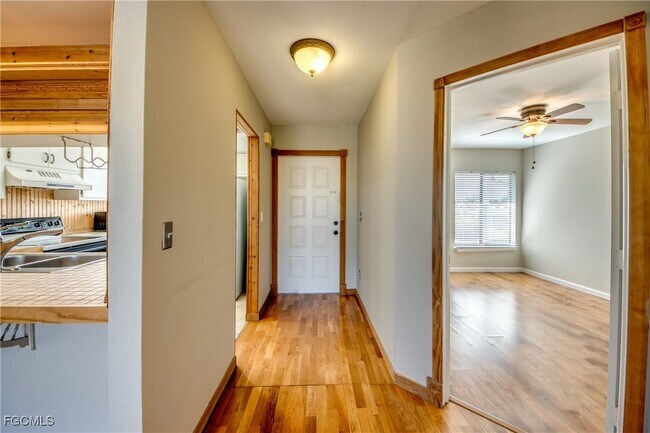 Photo - 4616 SE 6th Ave Unit 202