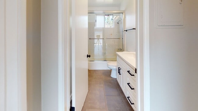 Photo - 3431 Vinton Ave