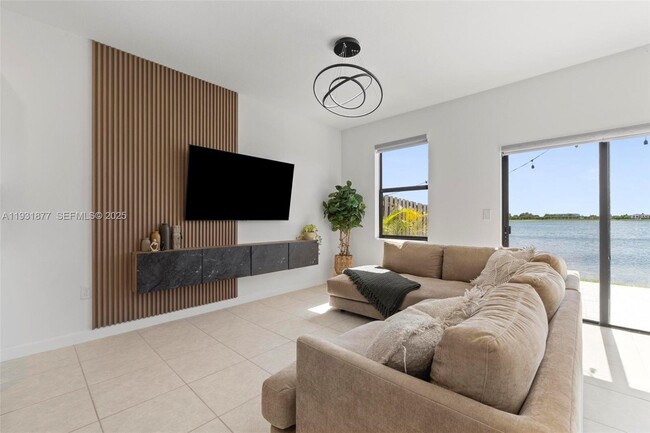 Photo - 20544 NE 5th Pl