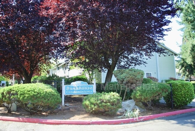 Building Photo - 921 130th St SW Unit #A101