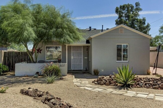 Photo - 1637 East Coronado Road Casa