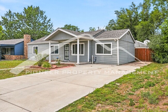 Photo - Spacious Home with Office and Fenced Yard