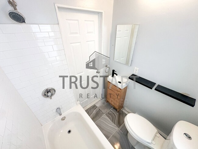 Photo - 1257 N 23rd St Unit 2