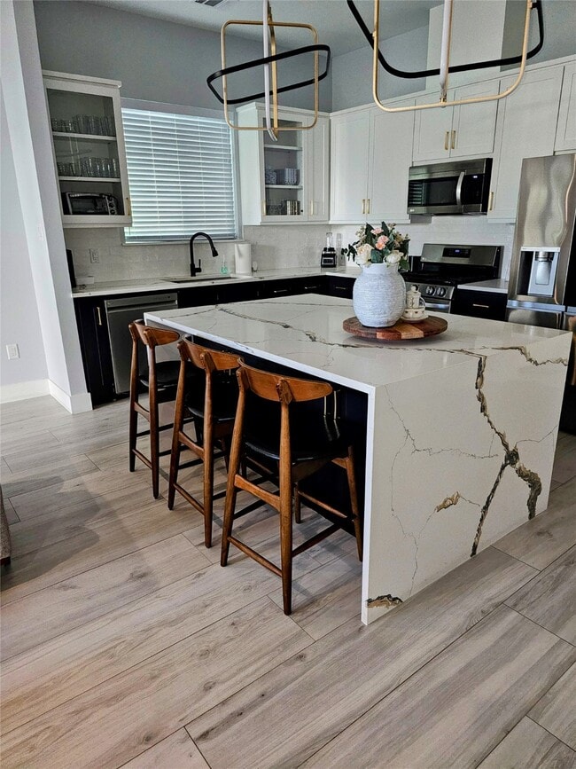 Photo - 4427 Elmwood St