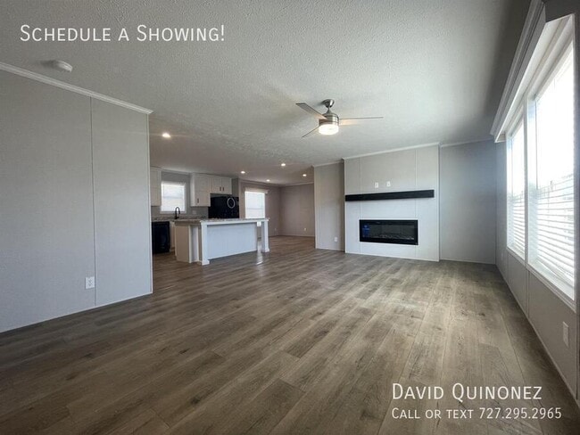 Photo - 701 Mill St