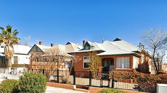 Photo - 1114 El Paso St