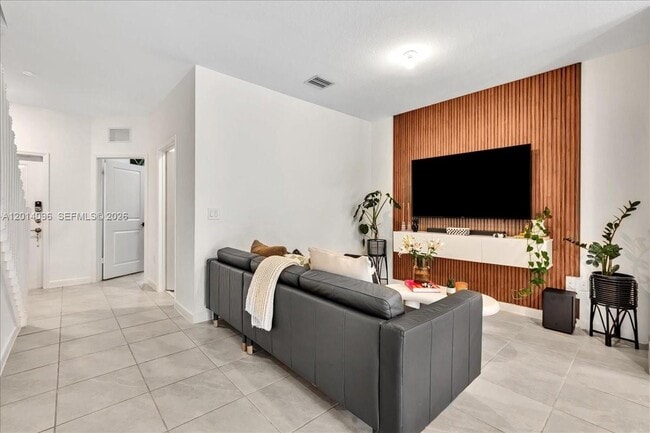 Photo - 21059 NE 8th Ave
