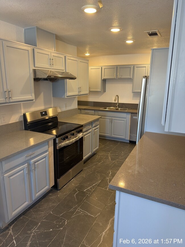 Photo - 2812 Richfield Blvd