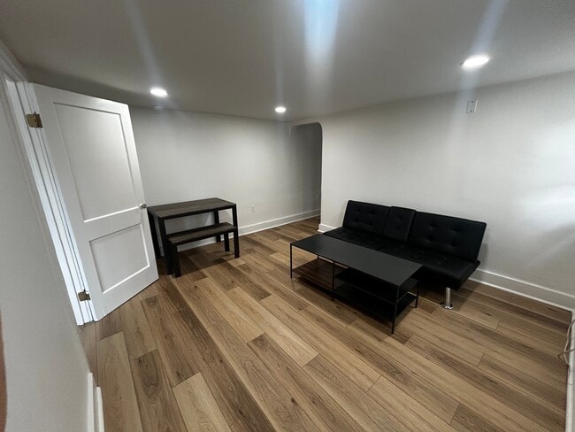Photo - 1007 Broadway St Unit C