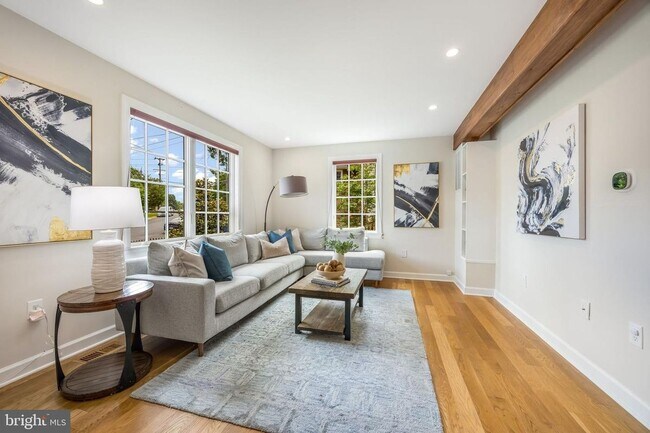 Photo - 6456 Maplewood Dr