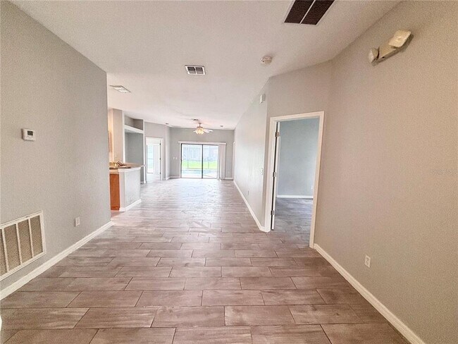 Photo - 126 Sandy Point Way