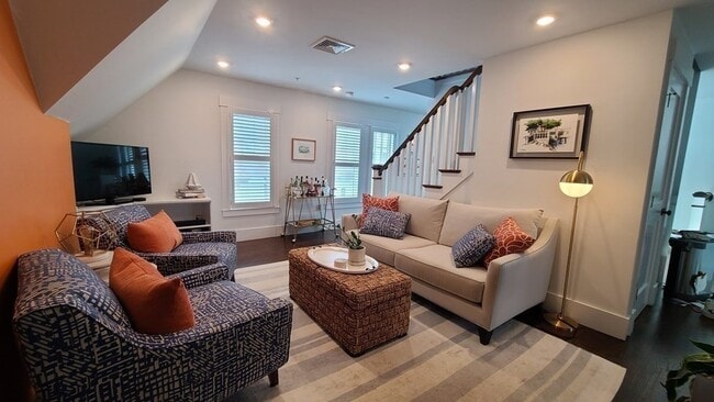 Photo - 33 Pinckney St Unit 3